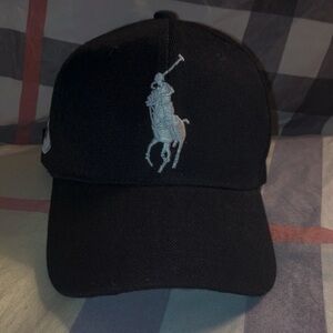 SOLD ‼️ Polo Ralph Lauren logo-embroidered Black / White Pull-tab Baseball Cap